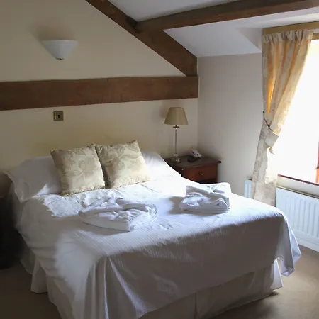 & 4* Embleton (Cumbria)