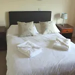 恩布尔顿spa酒店&公寓 4*
