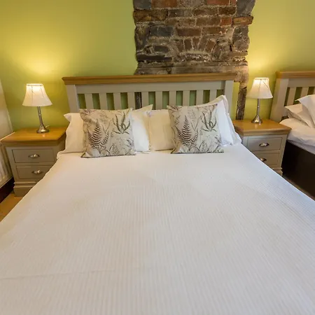 Embleton & Hotel