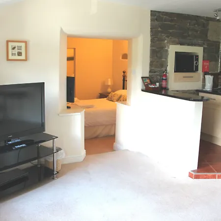 & Embleton (Cumbria)