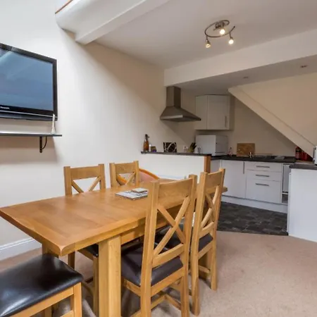 & Embleton (Cumbria)