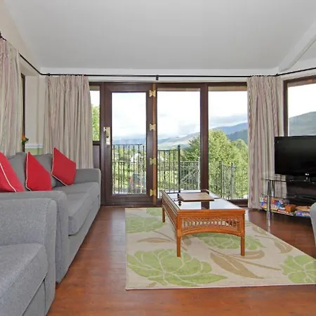 Hotel & Embleton (Cumbria)