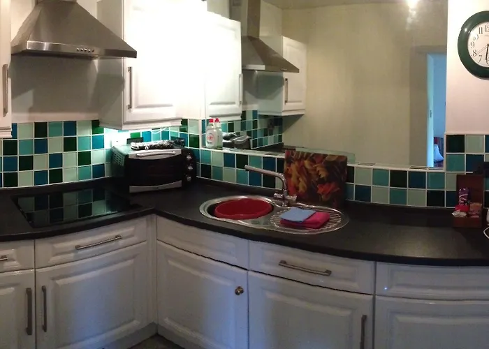 فندق وشقق سبا إمبلتون