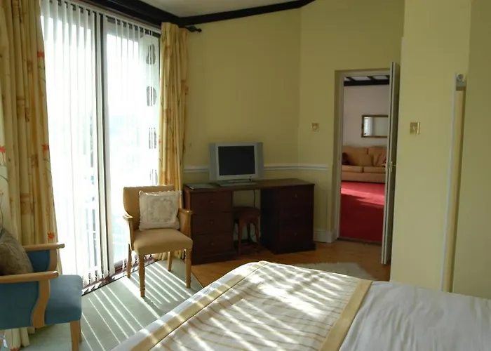 وشقق سبا فندق